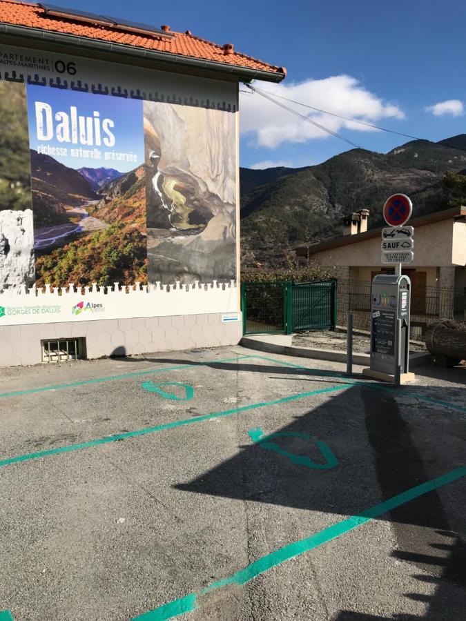 Gite De La Fontaine Gorges De Daluis Экстерьер фото